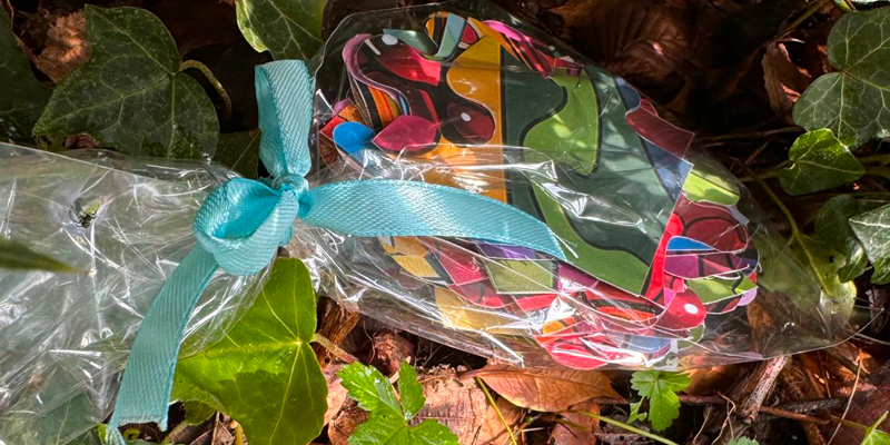 caccia al tesoro e pacchetti nascosti